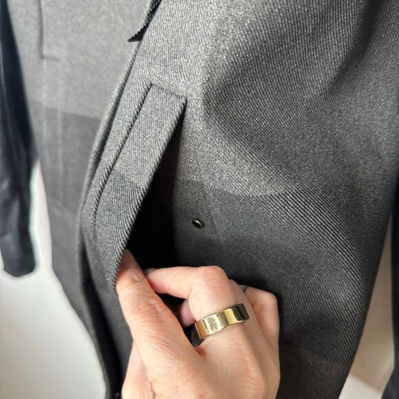 Lululemon Sweet Life Soot Black & Gray Stripe Biker Jacket Water Repel 4 - Picture 9 of 15